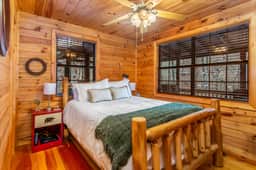 Dreamcatcher Cabin | Cherry Log Mountain - Image 4