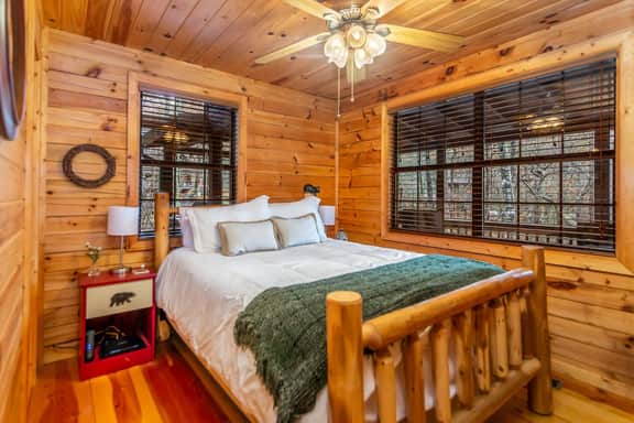 Dreamcatcher Cabin | Cherry Log Mountain - Image 4